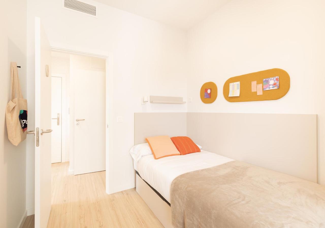 Yugo Llac Apartment Sabadell