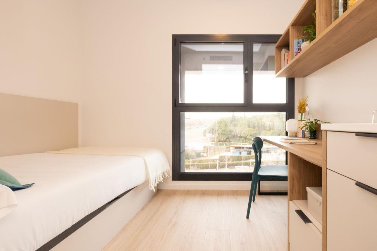 Yugo Llac Apartment