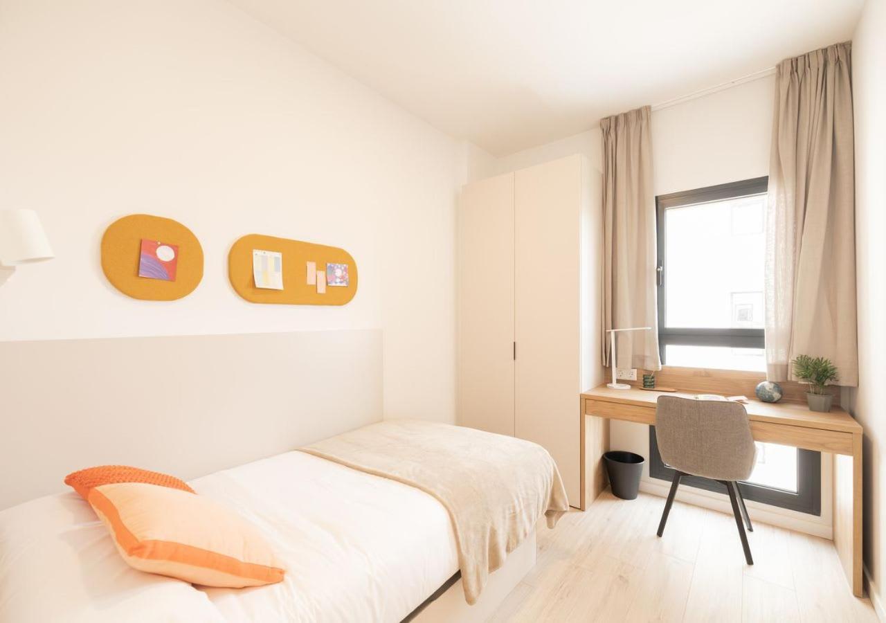 Yugo Llac Apartment